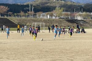 練習試合 5年生 4年生 vs エルニーニョ美和 @川路グラウンドB (2021年4月11日)