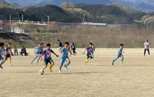 練習試合 5年生 4年生 vs エルニーニョ美和 @川路グラウンドB (2021年4月11日)