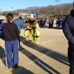 喬木村ミニサッカー交流会(4年生以下)vs喬木アレグリA vs丸山JFC vs長地A vsFC ESAT @喬木小学校 2025年12月6日(土) 喬木村ミニサッカー交流会(4年生以下)vs喬木アレグリA vs丸山JFC vs長地A vsFC ESAT @喬木小学校 2025年12月6日(土)